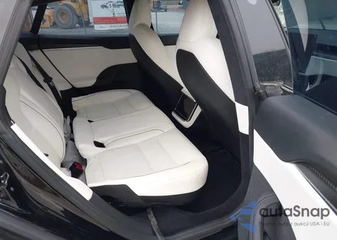 2021 Tesla Model S Plaid Tri Motor All-Wheel Drive z USA, uszkodzony, nr VIN 5YJSA1E68MF453413